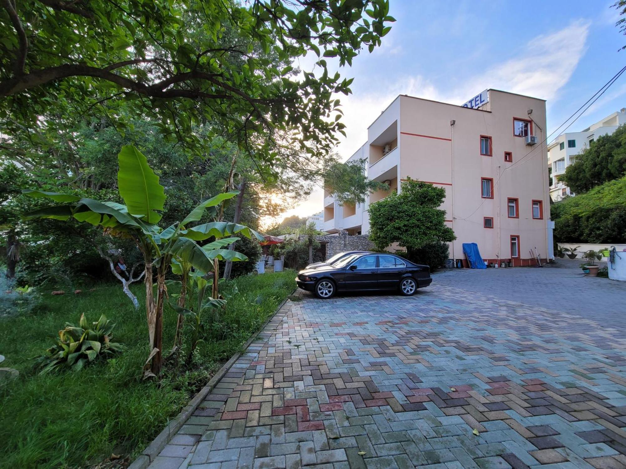 Hotel Ceka Durrës Exterior foto